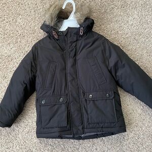 Stylish Black Winter Jacket with Fur Hood
